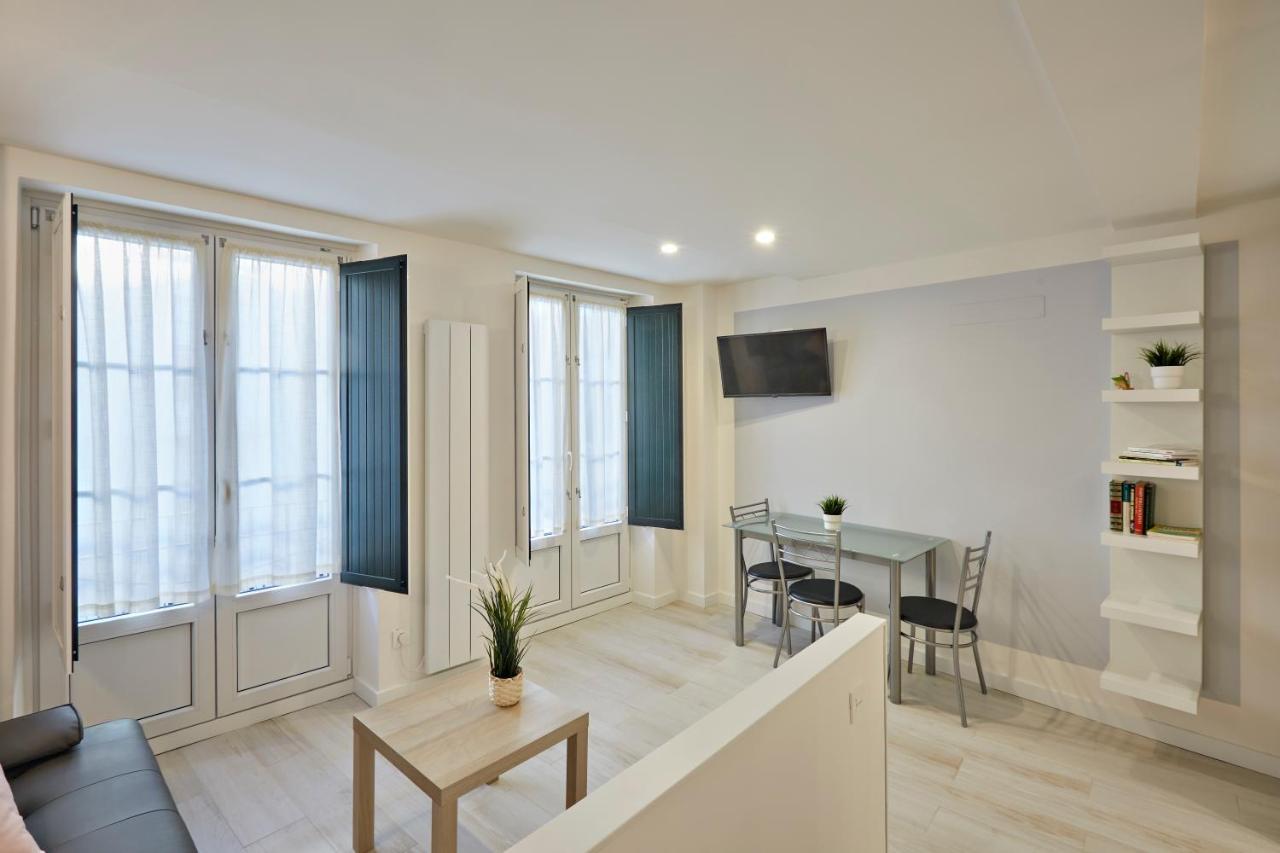 Apartamentos Marques De Abastos Logroño Eksteriør billede